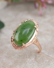 Load image into Gallery viewer, 9ct Rose Gold Vintage Jade Ring Delross Design Jewellers