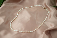 Load image into Gallery viewer, 9ct Gold Freshwater Rice Pearl Stand,  Delross Design Jeweller, Brisbane Jeweller, Chermside Jeweller, Custom Jewellery