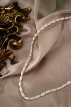 Load image into Gallery viewer, 9ct Gold Freshwater Rice Pearl Stand,  Delross Design Jeweller, Brisbane Jeweller, Chermside Jeweller, Custom Jewellery