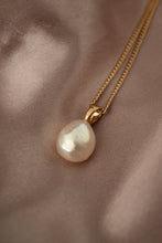 Load image into Gallery viewer, 9ct Freshwater Natural Pearl Pendant, Delross Design Jeweller, Brisbane Jeweller, Chermside Jeweller, Custom Jewellery