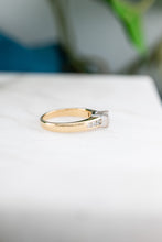 Load image into Gallery viewer, 18ct Gold Diamond 0.77ct TDW Ring,  Delross Design Jewellers, Brisbane Jewellers, Custom Brisbane Jewellers, Brisbane Jewellery Repairs, Chermside West Jewellers