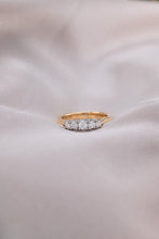 Load image into Gallery viewer, 18ct Gold Diamond 0.33ct TDW Ring,  Delross Design Jewellers, Brisbane Jewellers, Custom Brisbane Jewellers, Brisbane Jewellery Repairs, Chermside West Jewellers