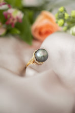 Load image into Gallery viewer, 18ct Gold Handmade Tahitian Pearl & Diamond 0.20 TDW Ring,  Delross Design Jewellers, Brisbane Jewellers, Custom Brisbane Jewellers, Brisbane Jewellery Repairs, Chermside West Jewellers