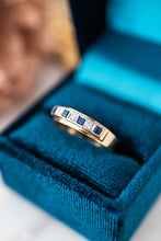 Load image into Gallery viewer, 18ct Gold Diamond & Sapphire Ring, Delross Design Jeweller, Brisbane Jeweller, Chermside Jeweller, Custom Jewellery