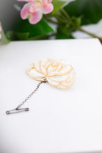 Load image into Gallery viewer, Mother of Pearl Vintage Flower Brooch, 
Delross Design Jewellers, Brisbane Jewellers, Custom Brisbane Jewellers, Brisbane Jewellery Repairs, Chermside West Jewellers