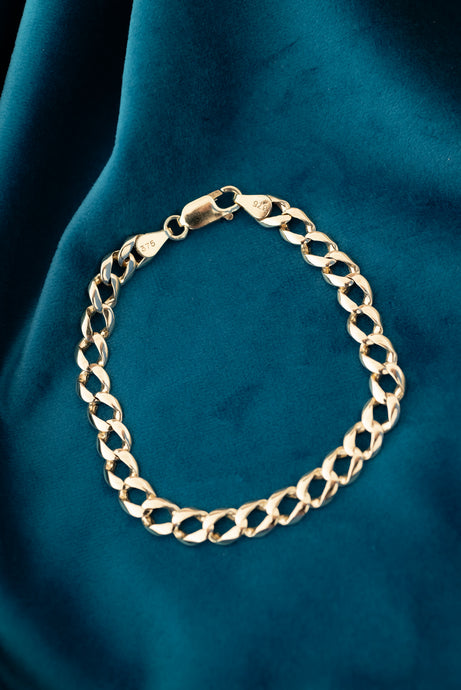 9ct Gold Curb Link Bracelet, Delross Design Jewellers, Chermside Jewellers, Brisbane Jeweller, Custom Jeweller