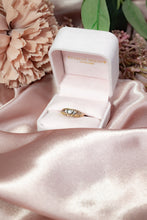 Load image into Gallery viewer, 18ct Gold Vintage Diamond Heart Ring 0.08ct TDW, Delross Design Jewllers, Brisbane Jewellers, Chermside West Jewellers, Custom Jewellers