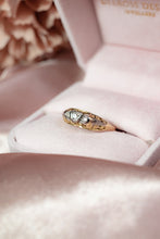 Load image into Gallery viewer, 18ct Gold Vintage Diamond Heart Ring 0.08ct TDW, Delross Design Jewllers, Brisbane Jewellers, Chermside West Jewellers, Custom Jewellers