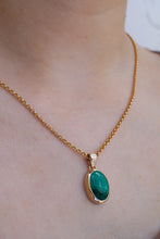 Load image into Gallery viewer, Delross Design Jeweller, Brisbane Jeweller, Chermside Jeweller, Custom Jewellery, 9ct Gold Malachite Pendant