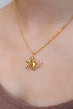 Load image into Gallery viewer, Delross Design Jeweller, Brisbane Jeweller, Chermside Jeweller, Custom Jewellery, 9ct Gold Pendant