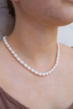 Load image into Gallery viewer, Delross Design Jeweller, Brisbane Jeweller, Chermside Jeweller, Custom Jewellery, Pearl
