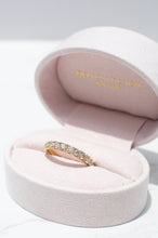 Load image into Gallery viewer, Delross Design Jeweller, Brisbane Jeweller, Chermside Jeweller, Custom Jewellery, 18ct Gold, Diamond ring