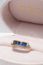 Load image into Gallery viewer, Delross Design Jeweller, Brisbane Jeweller, Chermside Jeweller, Custom Jewellery, 18ct Gold, Diamond, Sapphire Ring