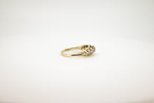 Load image into Gallery viewer, 18ct Gold Vintage Diamond Heart Ring 0.08ct TDW, Delross Design Jewllers, Brisbane Jewellers, Chermside West Jewellers, Custom Jewellers