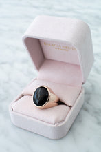 Load image into Gallery viewer, Delross Design Jeweller, Brisbane Jeweller, Chermside Jeweller, Custom Jewellery, 9ct Rose Gold Star Sapphire Ring