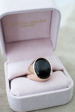 Load image into Gallery viewer, Delross Design Jeweller, Brisbane Jeweller, Chermside Jeweller, Custom Jewellery, 9ct Rose Gold Star Sapphire Ring