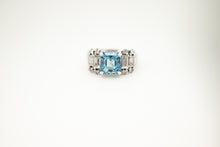 Load image into Gallery viewer, 18ct Gold 2.28ct Aquamarine & Diamond Ring, Delross Design Jewellers, Chermside West Jewellers, Brisbane Jewellers, Brisbane Custom Jewellers