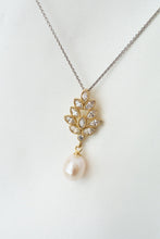 Load image into Gallery viewer, Delross Design Jeweller, Brisbane Jeweller, Chermside Jeweller, Custom Jewellery, Pearl