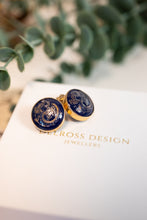 Load image into Gallery viewer, 9ct Gold Antique Satsuma Button Stud Earrings