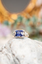 Load image into Gallery viewer, 9ct White &amp; Rose Gold Blue Stone Ring