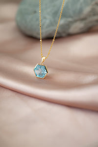9ct Gold Swiss Blue Topaz Pendant, Delross Design Jewellers, Custom Jewellers, Chermside West Jewellers