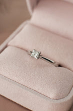 Load image into Gallery viewer, 14ct White Gold Solitaire 0.35ct Diamond ring, Delross Design Jeweller, Brisbane Jeweller, Chermside Jeweller, Custom Jewellery
