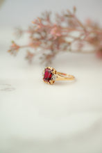 Load image into Gallery viewer, 10ct Vintage Garnet & Diamond Ring, Delross Design Jewellers, Brisbane Custom Jewellers, Chermside west Jeweller