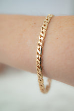 Load image into Gallery viewer, 9ct Gold Fancy Link Curb Chain Bracelet, Delross Design Jewellers, Custom Jewellers Brisbane, Chermside West Jewellers