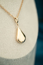 Load image into Gallery viewer, 9ct Gold Pear Locket Pendant