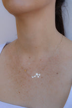 Load image into Gallery viewer, 9ct Gold Stars Necklace, Delross Design Jeweller, Brisbane Jeweller, Chermside Jeweller, Custom Jewellery
