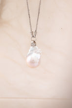 Load image into Gallery viewer, 925 Sterling Silver Baroque Pearl Necklace,  Delross Design Jewellers, Brisbane Jewellers, Custom Brisbane Jewellers, Brisbane Jewellery Repairs, Chermside West Jewellers