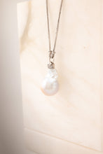 Load image into Gallery viewer, 925 Sterling Silver Baroque Pearl Necklace,  Delross Design Jewellers, Brisbane Jewellers, Custom Brisbane Jewellers, Brisbane Jewellery Repairs, Chermside West Jewellers