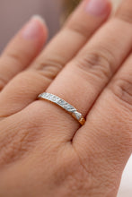 Load image into Gallery viewer, Vintage 18ct Gold Diamond Ring,  Delross Design Jewellers, Brisbane Jewellers, Custom Brisbane Jewellers, Brisbane Jewellery Repairs, Chermside West Jewellers