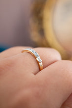 Load image into Gallery viewer, Vintage 18ct Gold Diamond Ring,  Delross Design Jewellers, Brisbane Jewellers, Custom Brisbane Jewellers, Brisbane Jewellery Repairs, Chermside West Jewellers
