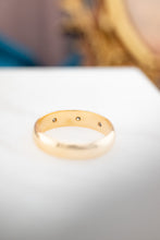 Load image into Gallery viewer, Vintage 18ct Gold Diamond Ring,  Delross Design Jewellers, Brisbane Jewellers, Custom Brisbane Jewellers, Brisbane Jewellery Repairs, Chermside West Jewellers