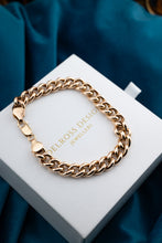 Load image into Gallery viewer, 9ct Rose Gold Curb Link Hollow Bracelet, Delross Design Jewellers, Brisbane Jewellers, Custom Brisbane Jewellers, Brisbane Jewellery Repairs, Chermside West Jewellers