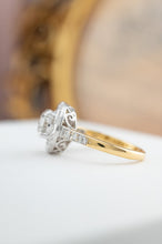 Load image into Gallery viewer, 18ct Gold 1.03ct Diamond TDW 1.27ct Ring ,  Delross Design Jewellers, Brisbane Jewellers, Custom Brisbane Jewellers, Brisbane Jewellery Repairs, Chermside West Jewellers