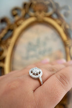 Load image into Gallery viewer, 18ct Gold 1.03ct Diamond TDW 1.27ct Ring ,  Delross Design Jewellers, Brisbane Jewellers, Custom Brisbane Jewellers, Brisbane Jewellery Repairs, Chermside West Jewellers