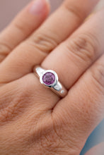 Load image into Gallery viewer, 18ct White Gold Pink Sapphire & Diamond 0.05ct TDW Ring, Delross Design Jewellers, Brisbane Jewellers, Custom Brisbane Jewellers, Brisbane Jewellery Repairs, Chermside West Jewellers