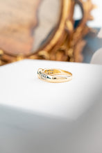 Load image into Gallery viewer, 18ct Gold Diamond 0.65ct TDW Ring,  Delross Design Jewellers, Brisbane Jewellers, Custom Brisbane Jewellers, Brisbane Jewellery Repairs, Chermside West Jewellers