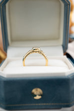 Load image into Gallery viewer, 18ct Gold Diamond 0.65ct TDW Ring,  Delross Design Jewellers, Brisbane Jewellers, Custom Brisbane Jewellers, Brisbane Jewellery Repairs, Chermside West Jewellers