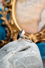 Load image into Gallery viewer, Vintage 9ct Rose Gold Onyx Ring, Delross Design Jewellers, Brisbane Jewellers, Custom Brisbane Jewellers, Brisbane Jewellery Repairs, Chermside West Jewellers