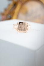 Load image into Gallery viewer, Antique 9ct Rose Gold Early Australian Signet Ring, Delross Design Jewellers, Brisbane Jewellers, Custom Brisbane Jewellers, Brisbane Jewellery Repairs, Chermside West Jewellers