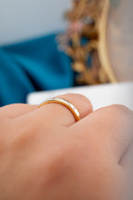 Load image into Gallery viewer, 18ct Gold Diamond 0.21ct TDW Ring, Delross Design Jewellers, Brisbane Jewellers, Custom Brisbane Jewellers, Brisbane Jewellery Repairs, Chermside West Jewellers