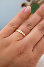Load image into Gallery viewer, 18ct Gold Diamond 0.21ct TDW Ring, Delross Design Jewellers, Brisbane Jewellers, Custom Brisbane Jewellers, Brisbane Jewellery Repairs, Chermside West Jewellers