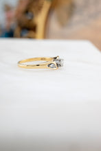Load image into Gallery viewer, 18ct Yellow Gold Diamond 0.25ct TDW Ring, Delross Design Jewellers, Brisbane Jewellers, Custom Brisbane Jewellers, Brisbane Jewellery Repairs, Chermside West Jewellers
