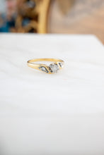 Load image into Gallery viewer, 18ct Yellow Gold Diamond 0.25ct TDW Ring, Delross Design Jewellers, Brisbane Jewellers, Custom Brisbane Jewellers, Brisbane Jewellery Repairs, Chermside West Jewellers