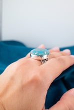 Load image into Gallery viewer, 925 Sterling Silver Antique Button Ring,  Delross Design Jewellers, Brisbane Jewellers, Custom Brisbane Jewellers, Brisbane Jewellery Repairs, Chermside West Jewellers