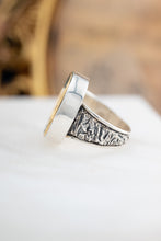 Load image into Gallery viewer, 925 Sterling Silver Antique Button Ring, Delross Design Jewellers, Brisbane Jewellers, Custom Brisbane Jewellers, Brisbane Jewellery Repairs, Chermside West Jewellers