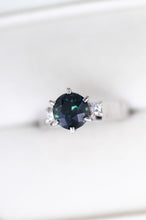 Load image into Gallery viewer, Vintage 18ct White Gold Sapphire & Diamond Ring, Delross Design Jewellers, Brisbane Jewellers, Custom Brisbane Jewellers, Brisbane Jewellery Repairs, Chermside West Jewellers